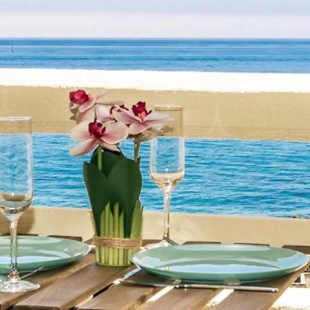 Beachfront Apartment In لا كالا ذي ميخاس المظهر الخارجي الصورة