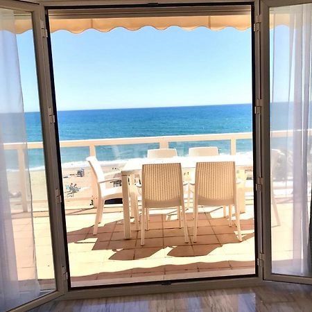Beachfront Apartment In لا كالا ذي ميخاس المظهر الخارجي الصورة