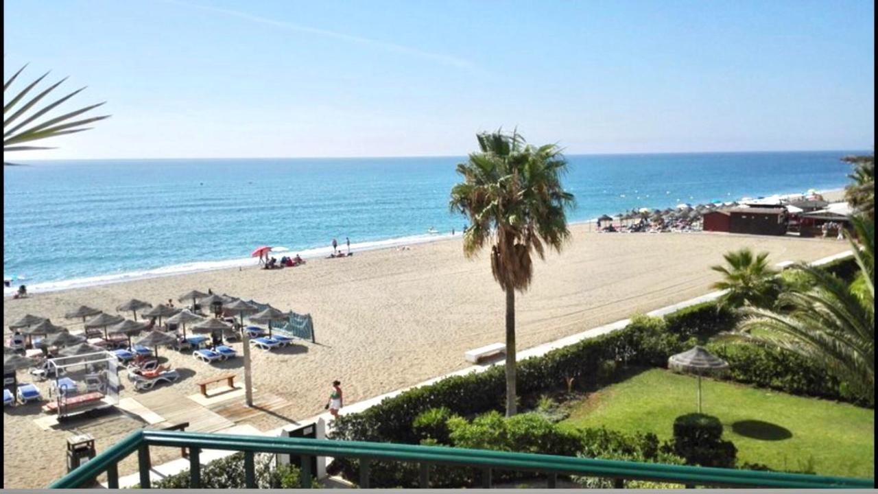 Beachfront Apartment In لا كالا ذي ميخاس المظهر الخارجي الصورة