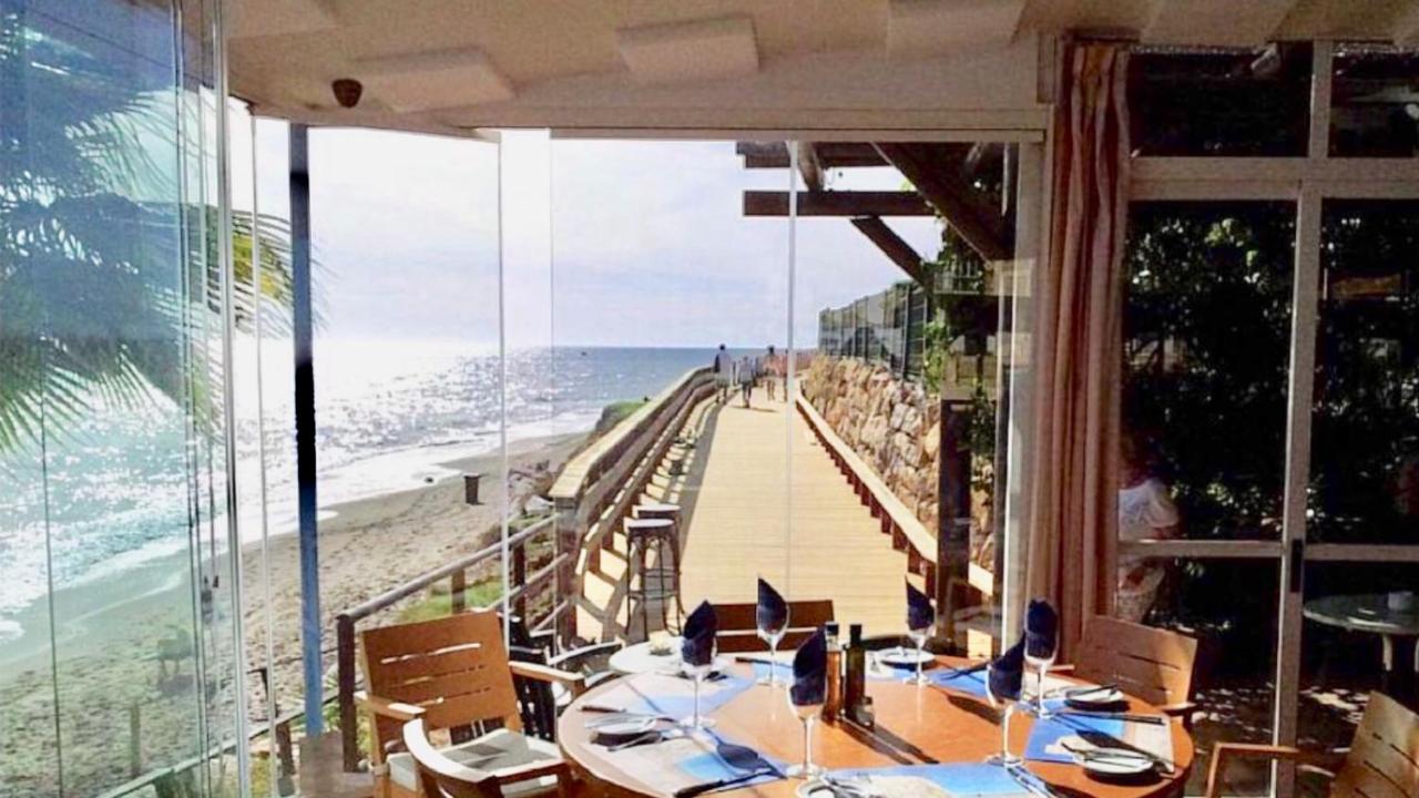 Beachfront Apartment In لا كالا ذي ميخاس المظهر الخارجي الصورة