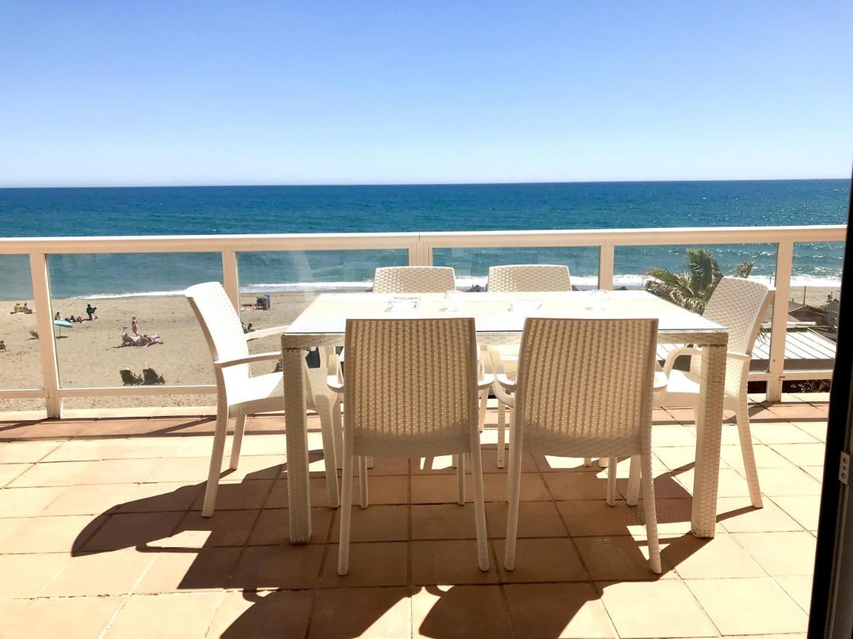 Beachfront Apartment In لا كالا ذي ميخاس المظهر الخارجي الصورة