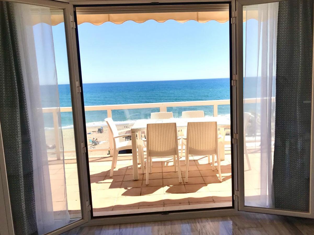 Beachfront Apartment In لا كالا ذي ميخاس المظهر الخارجي الصورة