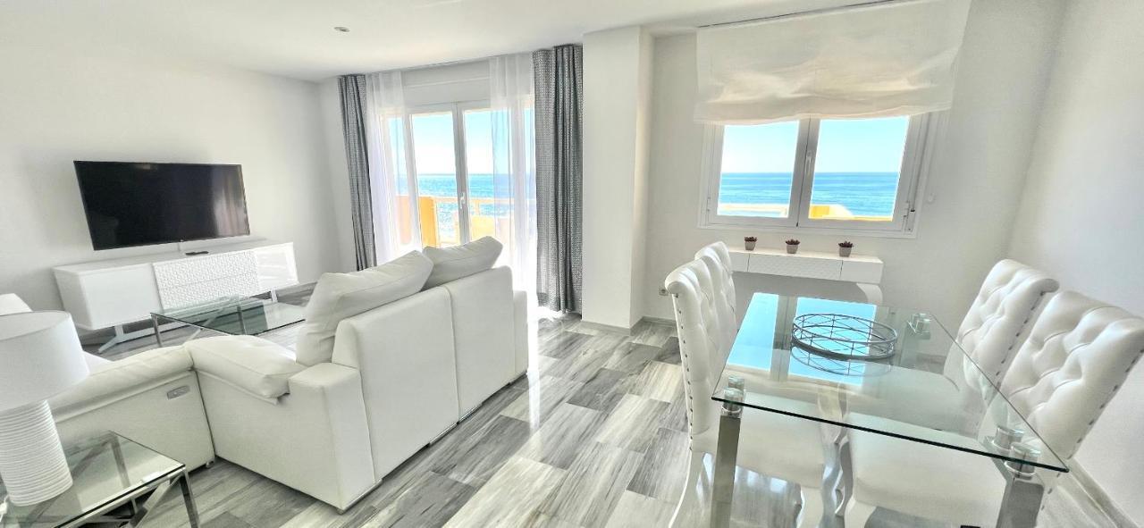 Beachfront Apartment In لا كالا ذي ميخاس المظهر الخارجي الصورة
