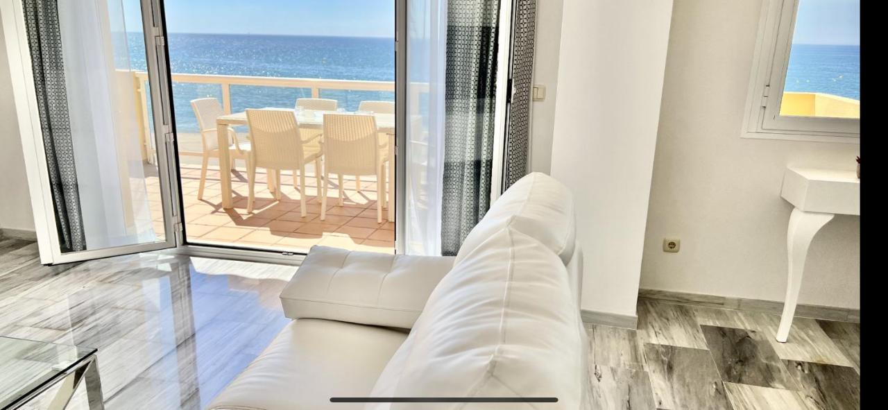 Beachfront Apartment In لا كالا ذي ميخاس المظهر الخارجي الصورة